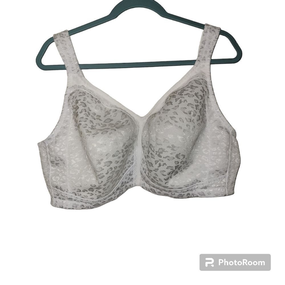 DEYLLO bra white bra sizes 46 DD. ^